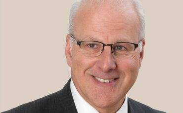 Charles Randell steps down as chair of the FCA before term ends 1 Charles Randell steps down as chair of the FCA before term ends