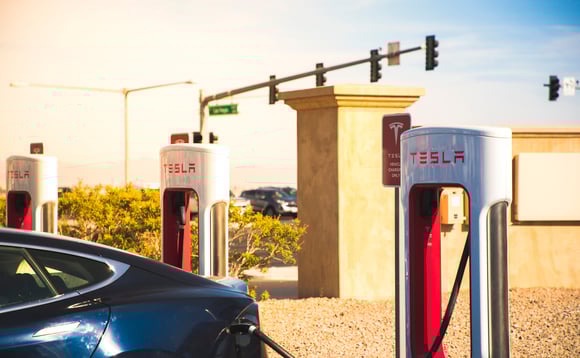 060420 tesla 6 580x358